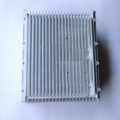 Prototype de pièces d'usinage CNC en aluminium OEM en métal