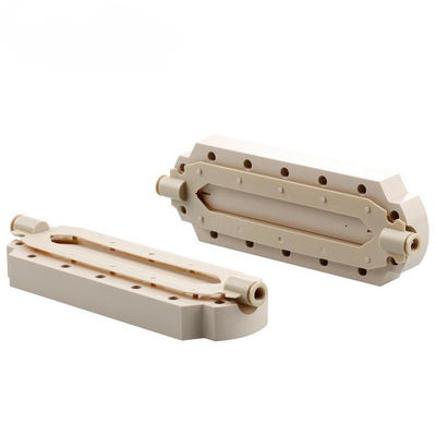 PEEK Fraisage CNC usinage des pièces en plastique 5 axes industriel