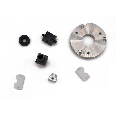 Parties mécaniques en acier inoxydable plastique aluminium Service d'usinage CNC